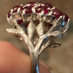 924 sterling  oval Silver 4.5 cwt Cabochon Rhodolite size 8.5